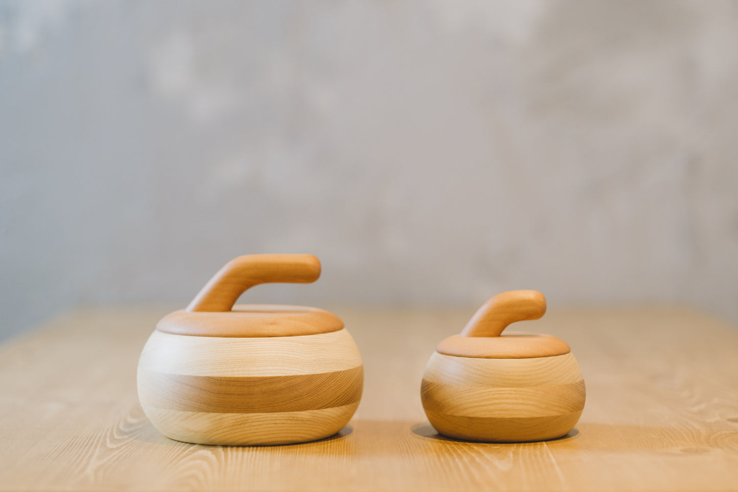 キャンディーポット (カーリングストーン型)